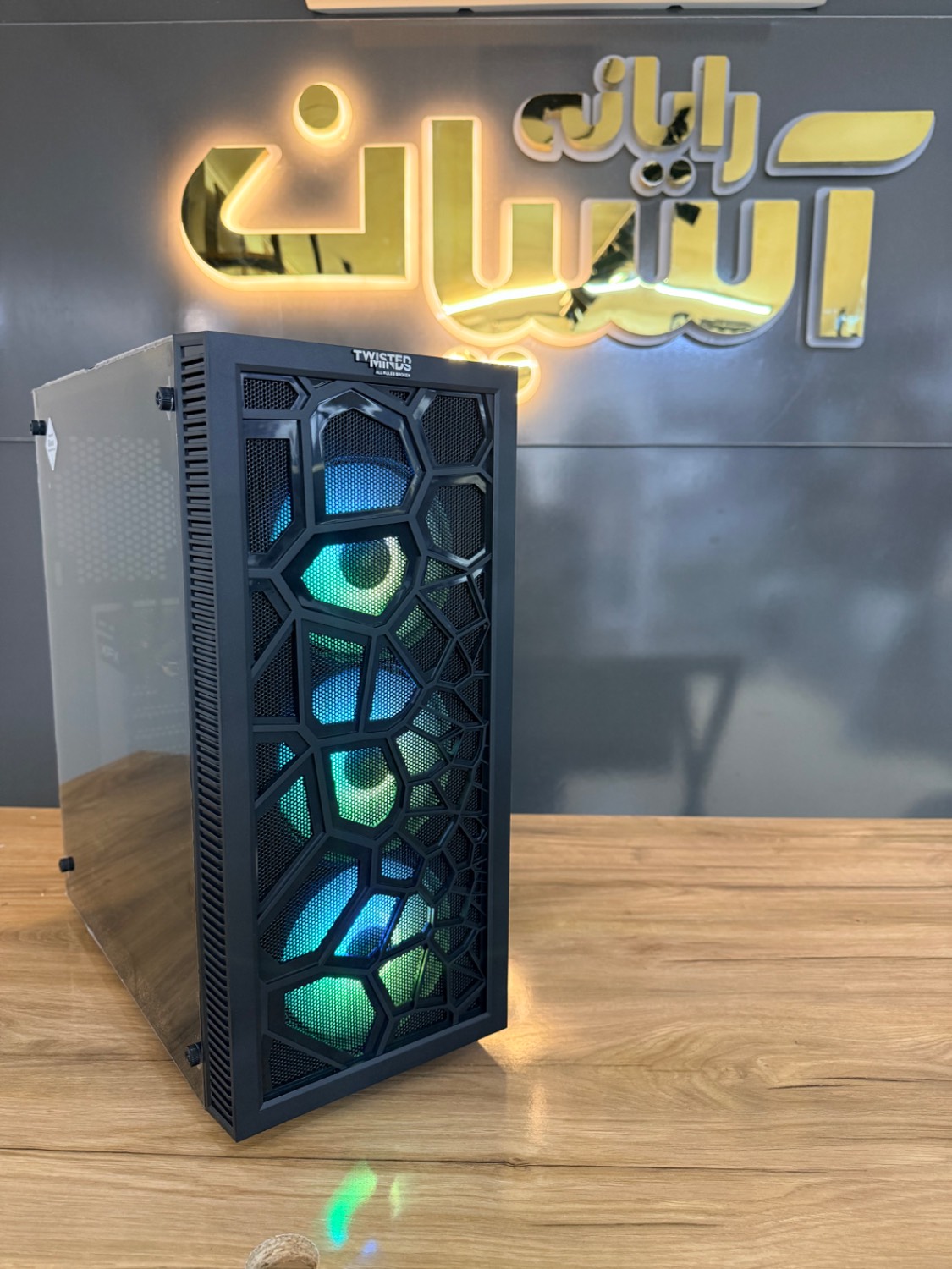 کیس گیمینگ آماده Core i3 نسل 9 با گرافیک RX580